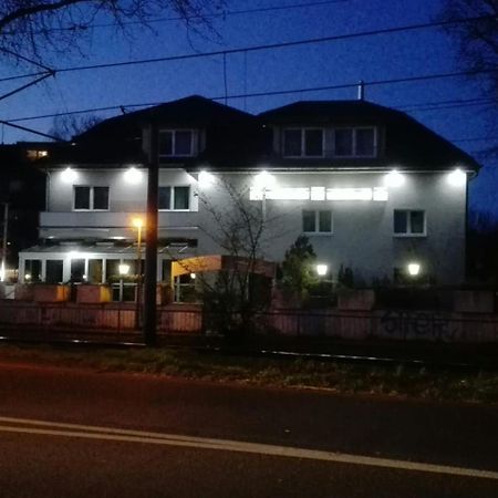 Hotel Restaurant 1000 科隆 外观 照片
